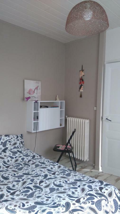 Saint-Sébastien-sur-Loire Chambre Privee Chez Un Particulier מראה חיצוני תמונה